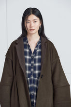 画像をギャラリービューアに読み込む, REVERSIBLE OVER COAT