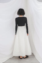 画像をギャラリービューアに読み込む, VOLUME FLARE SKIRT