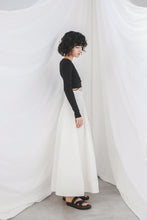 画像をギャラリービューアに読み込む, VOLUME FLARE SKIRT