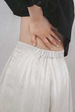 画像をギャラリービューアに読み込む, SHEER COCOON PANTS