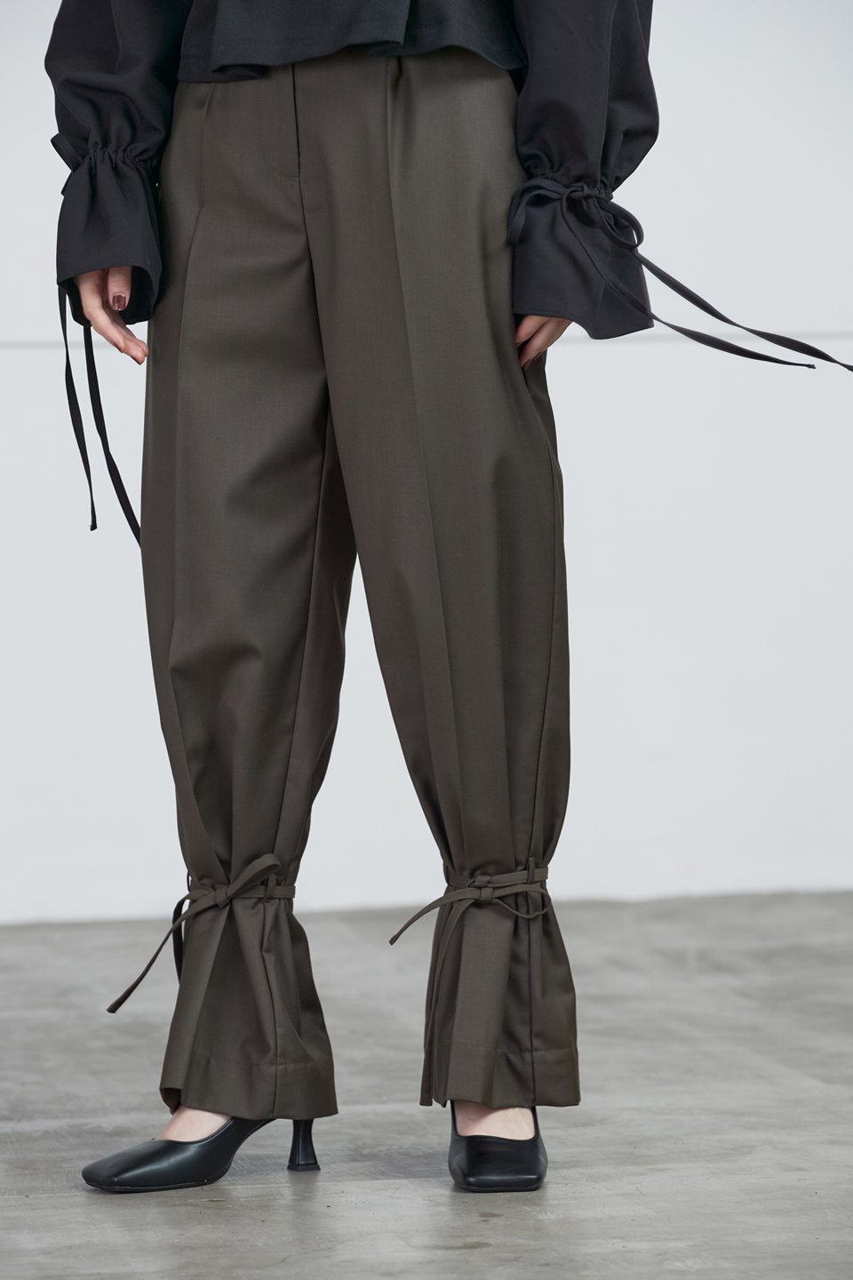 H/W STRAIGHT PANTS | EN APARTMENT ONLINE STORE